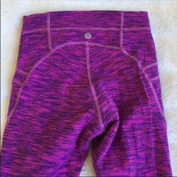 Lululemon Free to Flow Crop - Picture 4 of 9